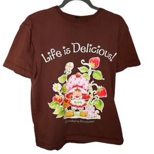 Life Is Delicious Dumbgood Shirt xs unisex